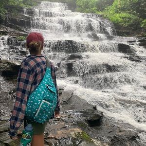 Meet your Posher, Abbey